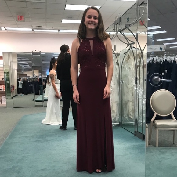 Gorgeous Prom Dress!! USED ONCE - Picture 1 of 1